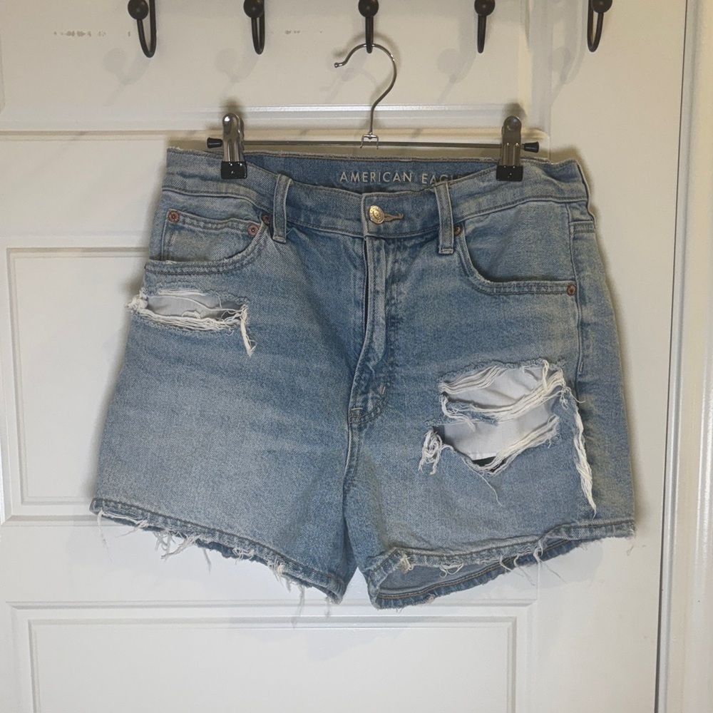 American Eagle Strigid Distressed High Rise Denim Shorts Size 8